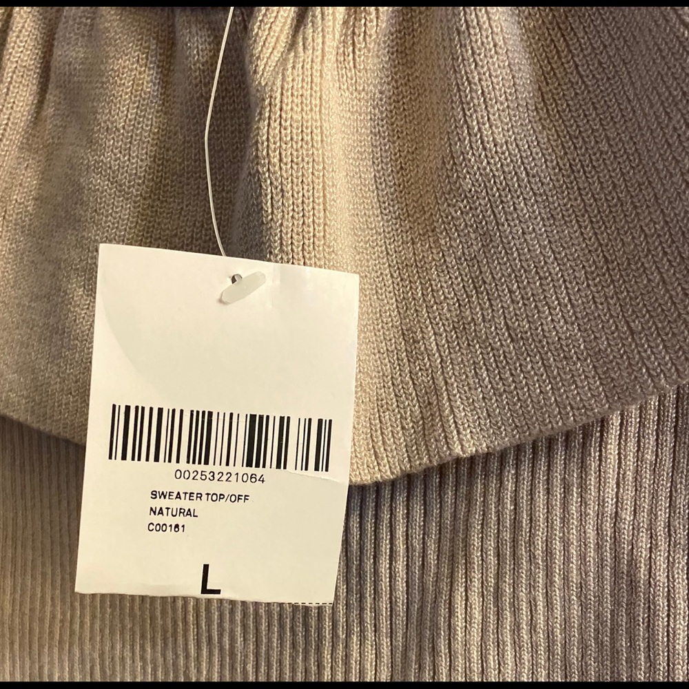 Brand new Off the shoulder halter top - Picture 6 of 6
